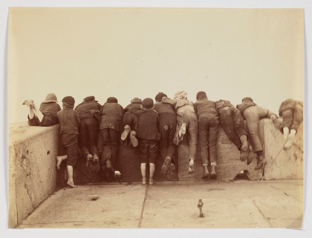 «Stern Realities» - Frank Meadow Sutcliffe