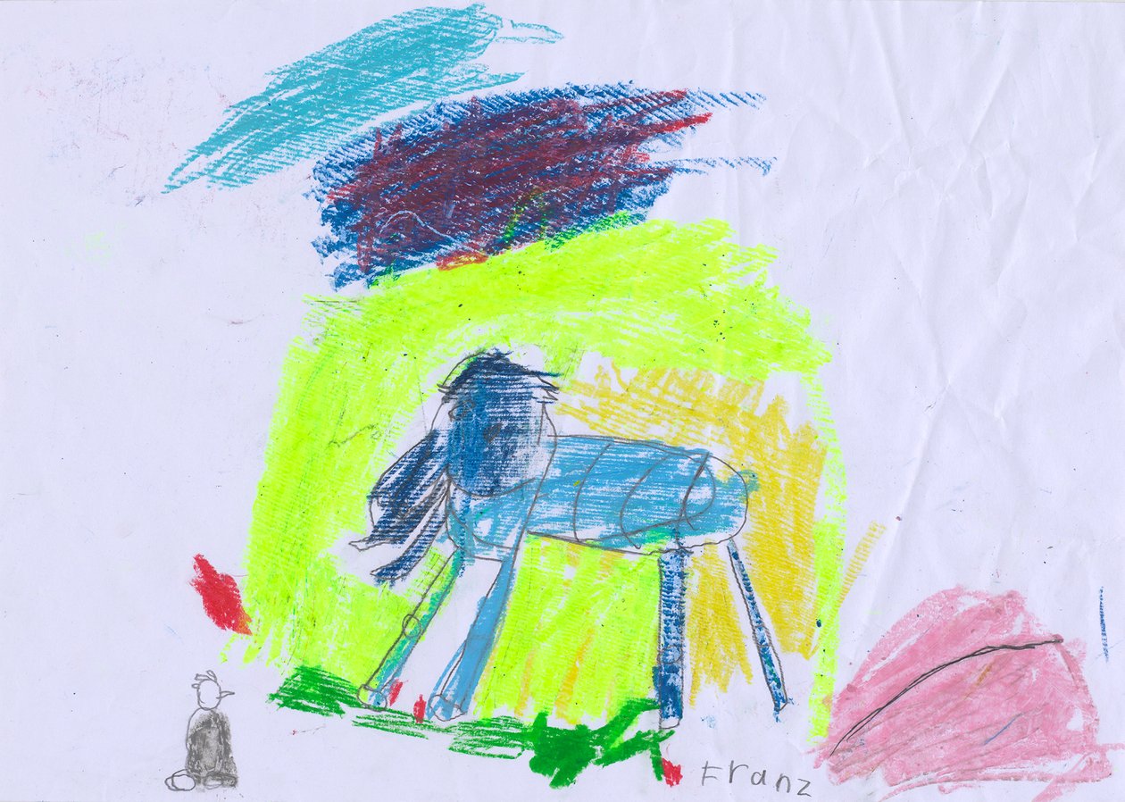 Cheval bleu sous ciel jaune d
