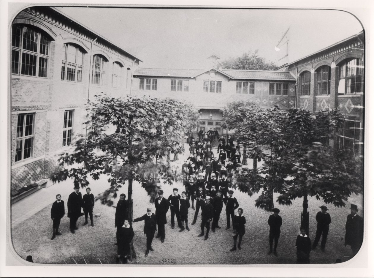 École en Alsace, 1883-89 - French Photographer