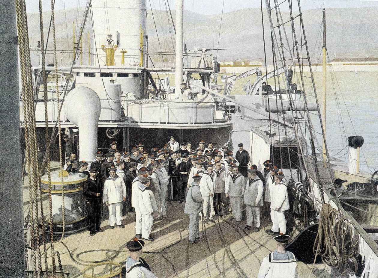Marine française, fin XIXe siècle : le vaguemestre, distribution des lettres - Bibl. des Arts déco. - French Photographer