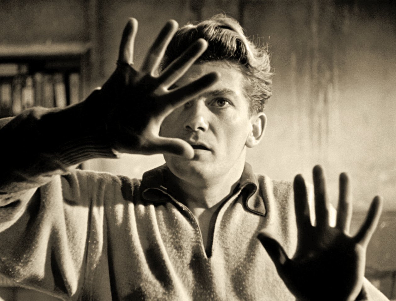 Jean Marais jouant le rôle d