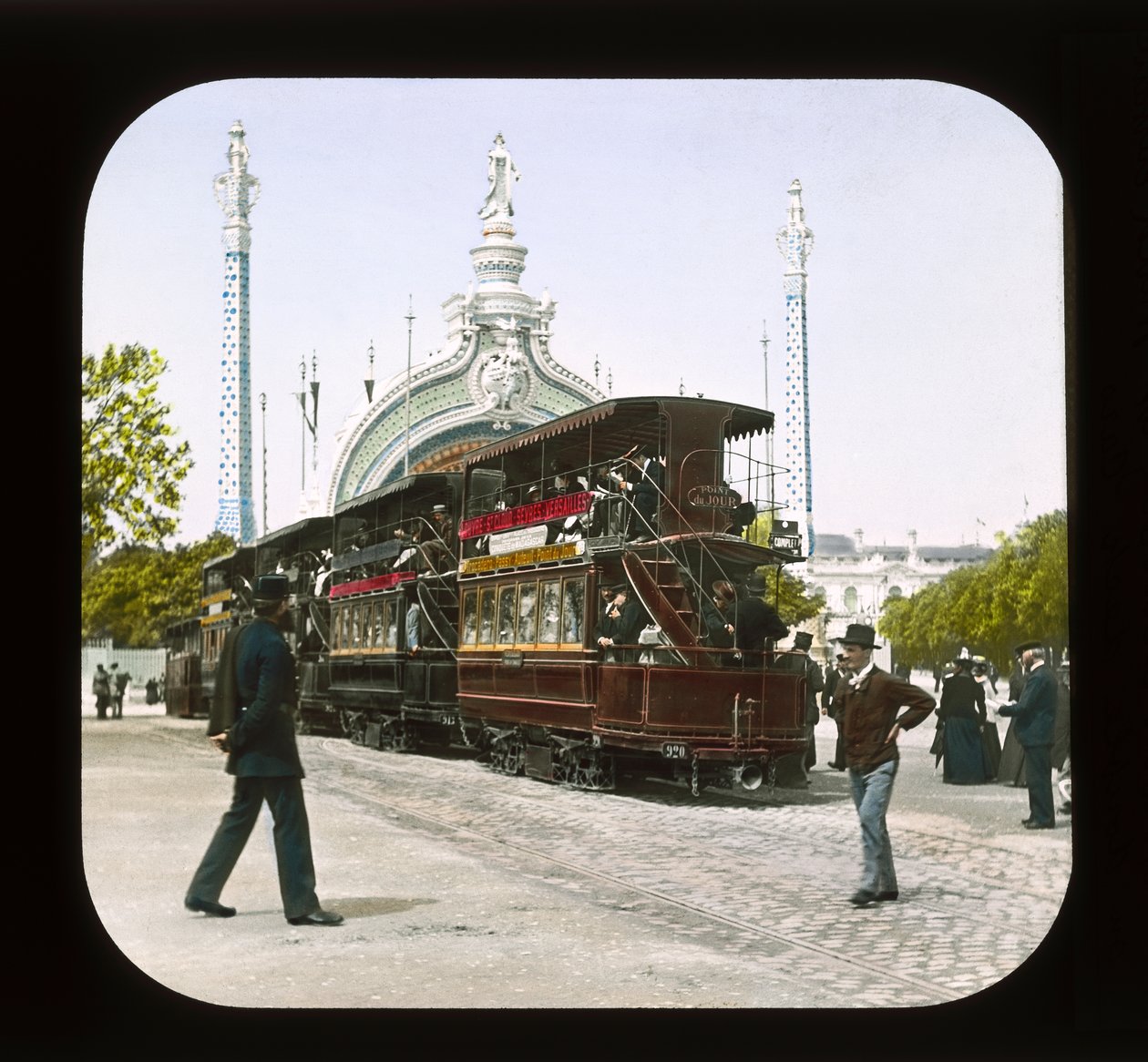 Exposition de Paris : Porte d