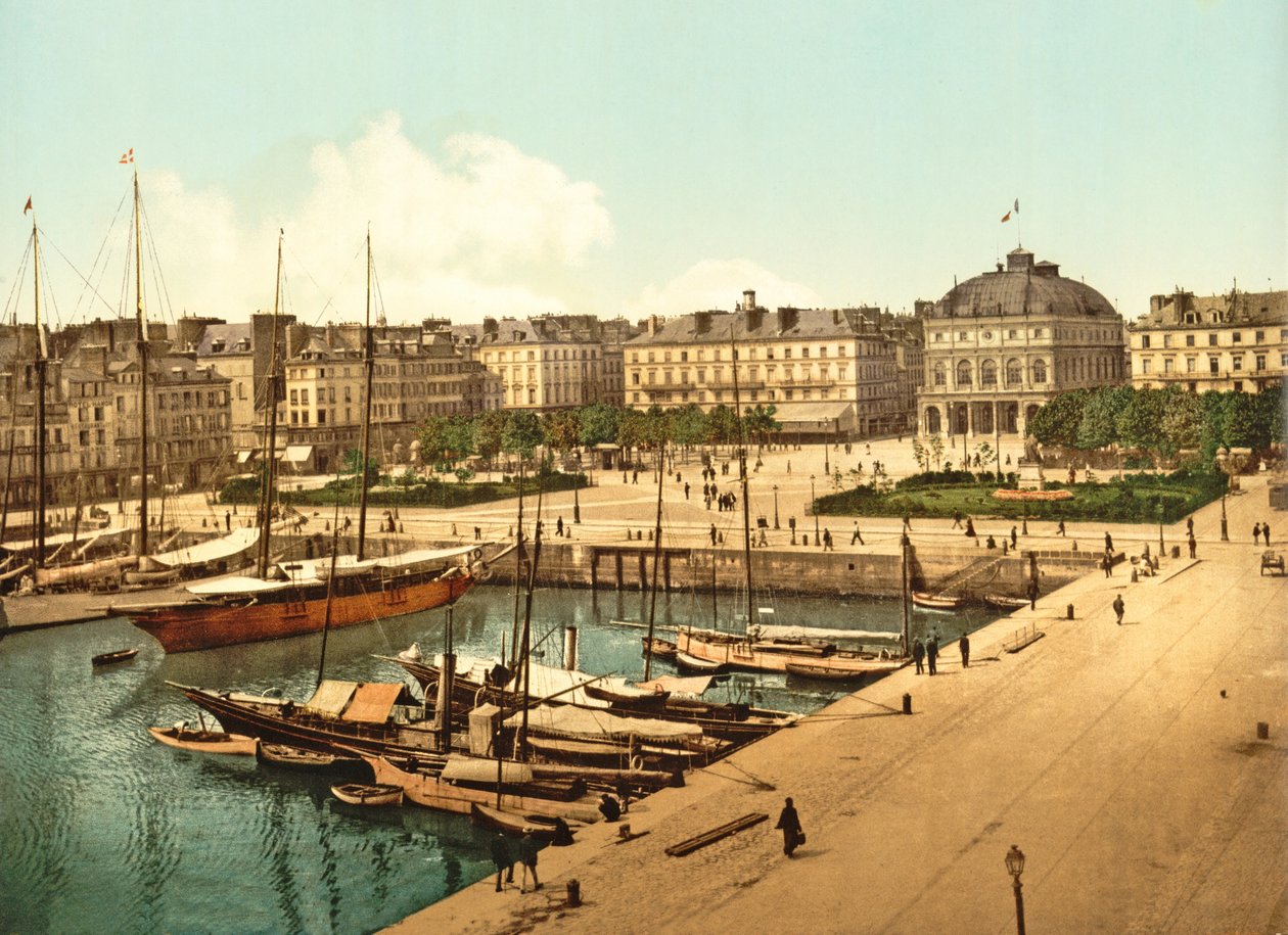 Vue de la Place Gambetta depuis le quai, Le Havre - French Photographer
