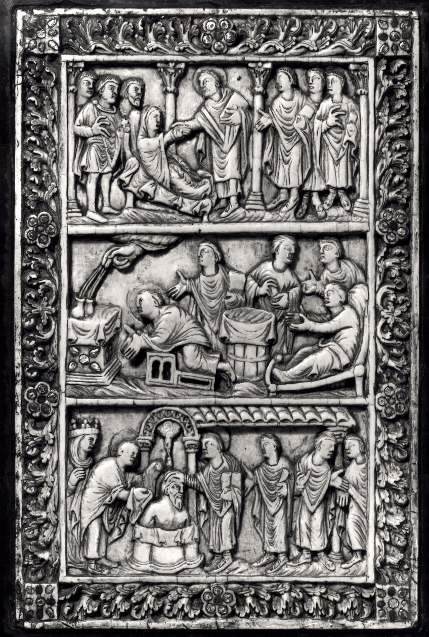 Plaque sculptée pour une couverture de livre représentant des scènes de la vie de Saint Remi (c.437-533) et le baptême de Clovis I (465-511) - French School