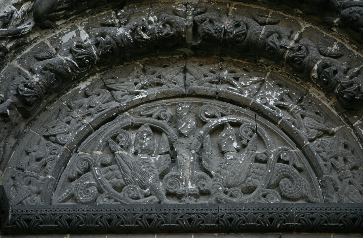 Le tympan au-dessus de la porte nord - French School