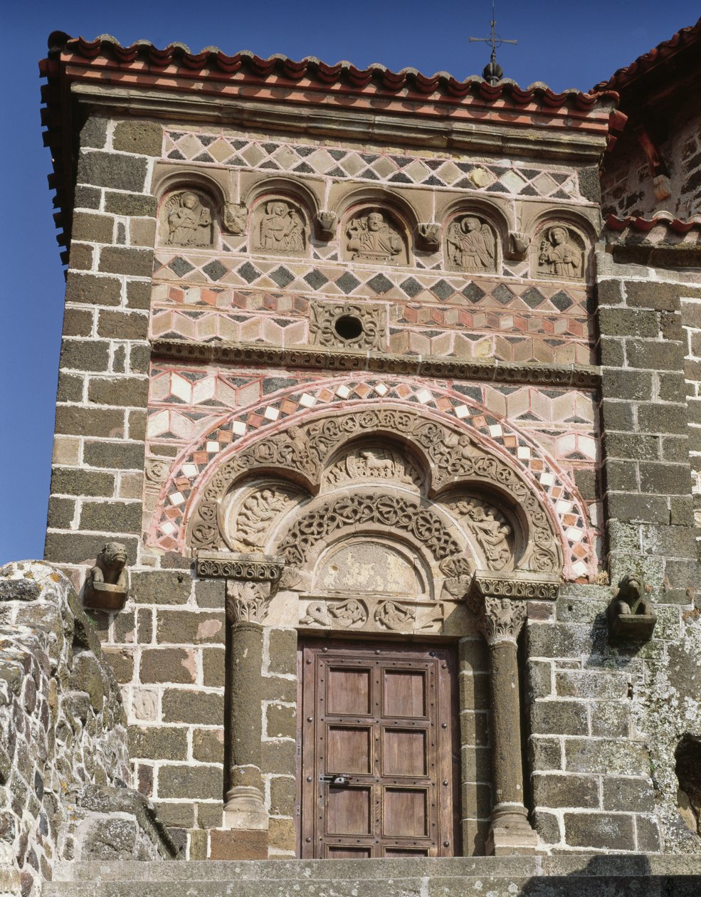 Portail est de Saint Michel d