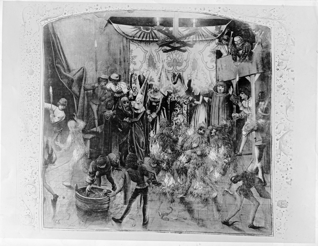 Fr 2646 f.176 Bal des Ardents, Charles VI (1380-1422) sauvé par la duchesse de Berry après que Louis d