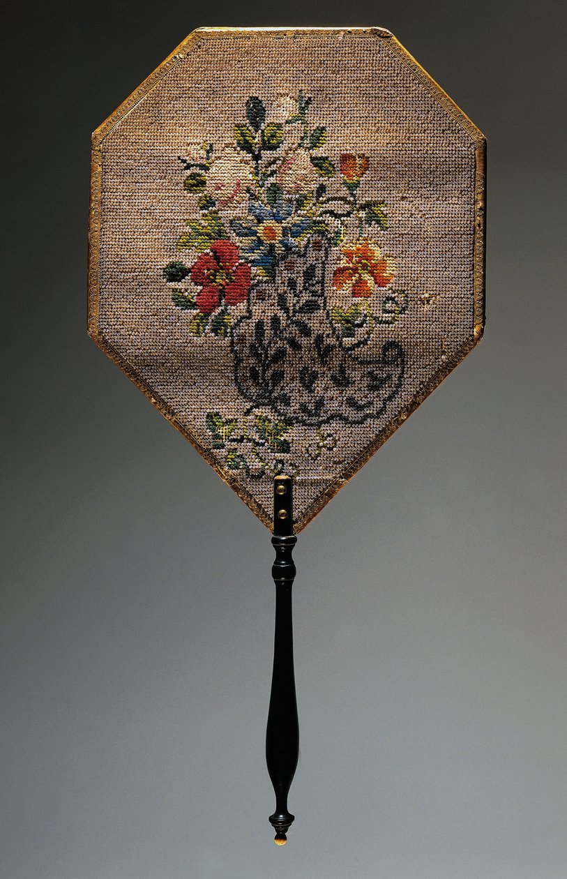 Éventail à main, motif floral brodé de perles - French School