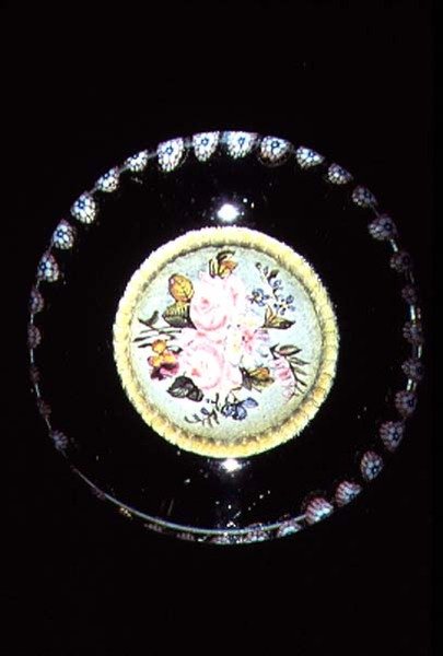 Plaque, sulfure avec bouquet floral, vers 1845-55 - French School