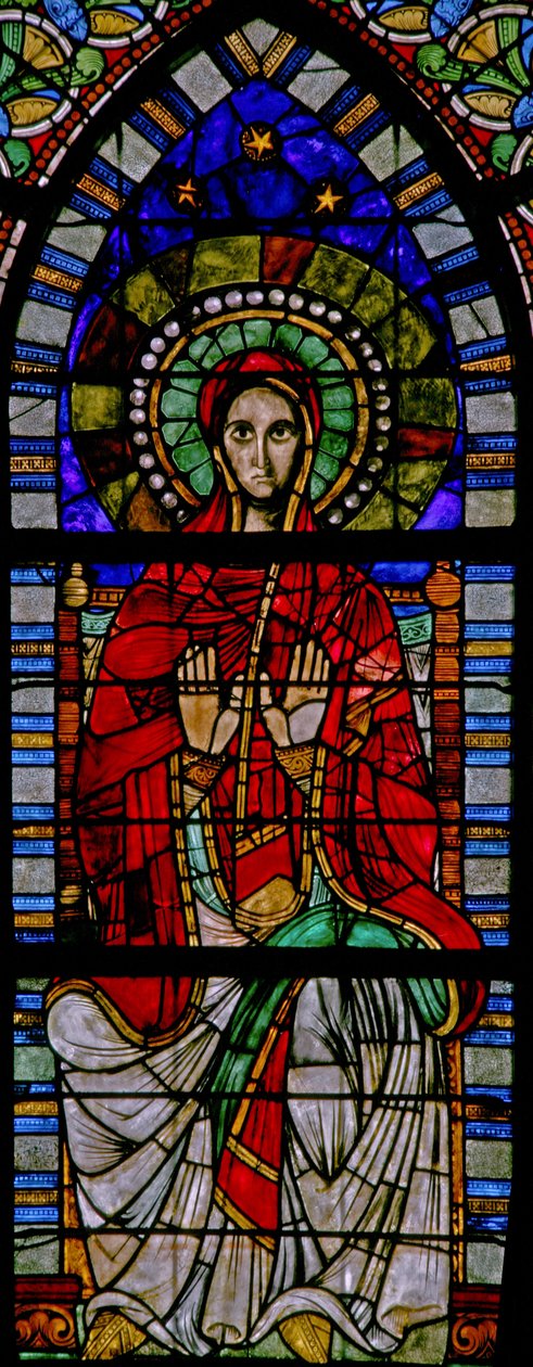Fenêtre w109 représentant la Vierge Marie - French School
