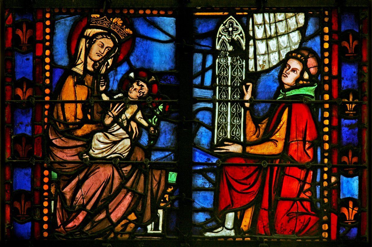 Fenêtre w37 représentant la Vierge et l