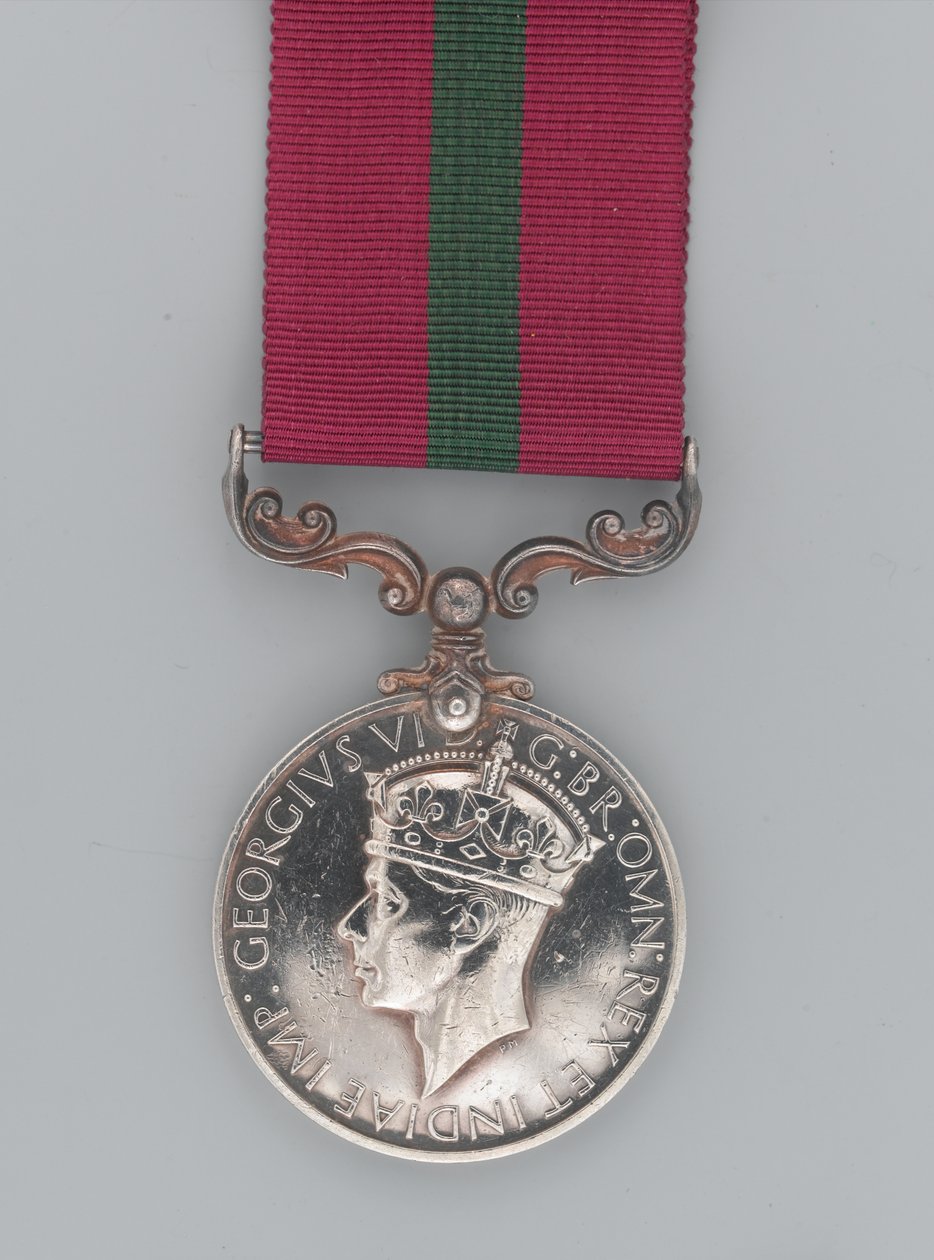 Médaille de long service et de bonne conduite, sergent-major régimentaire Hassan Jabir, The King
