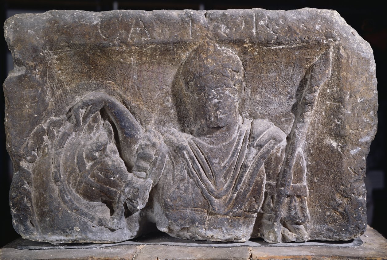 Chapiteau du Pilier des Nautes représentant un homme et une tête de cheval, 14-37 AD - Gallo Roman