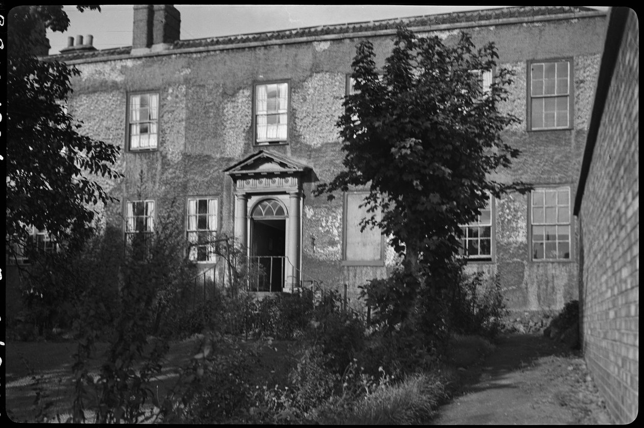 Hôtel Clarence, Lead Yard, Darlington - George Bernard Wood