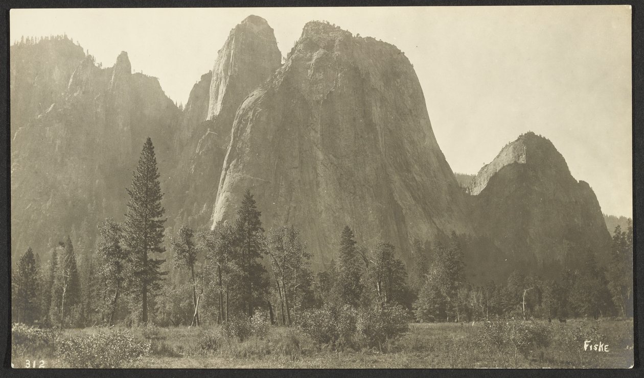 Cathedral Rocks, 2600 pieds - George Fiske