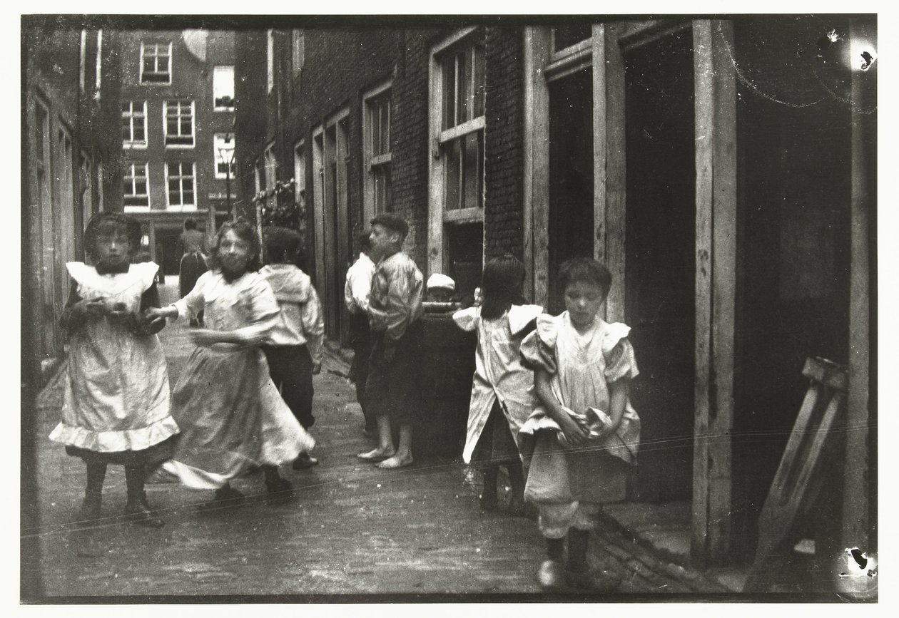 Enfants jouant dans une rue - George Hendrik Breitner