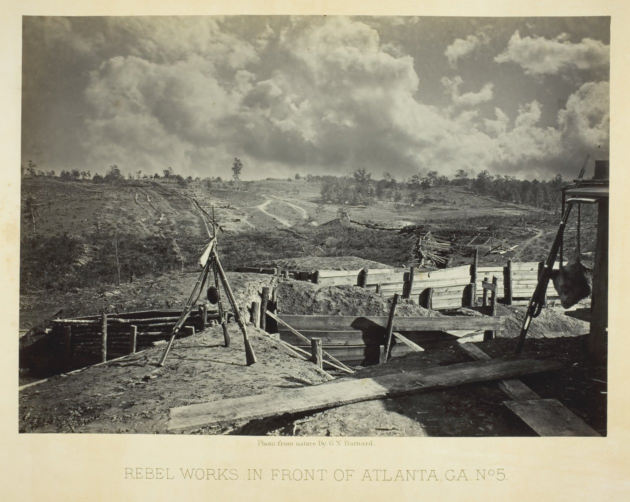 Travaux rebelles devant Atlanta, GA, No. 5 - George N. Barnard