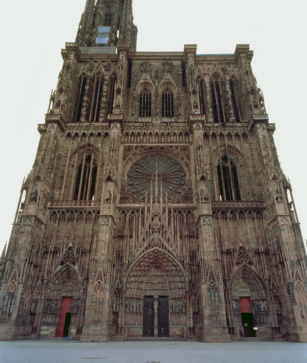 Façade ouest de la cathédrale de Strasbourg, commencée en 1277 - German School