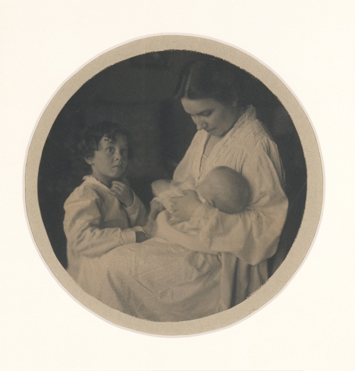 Nancy, Paul (à 3 1/2 ans) et Claire (à 5 mois) - Gertrude Käsebier