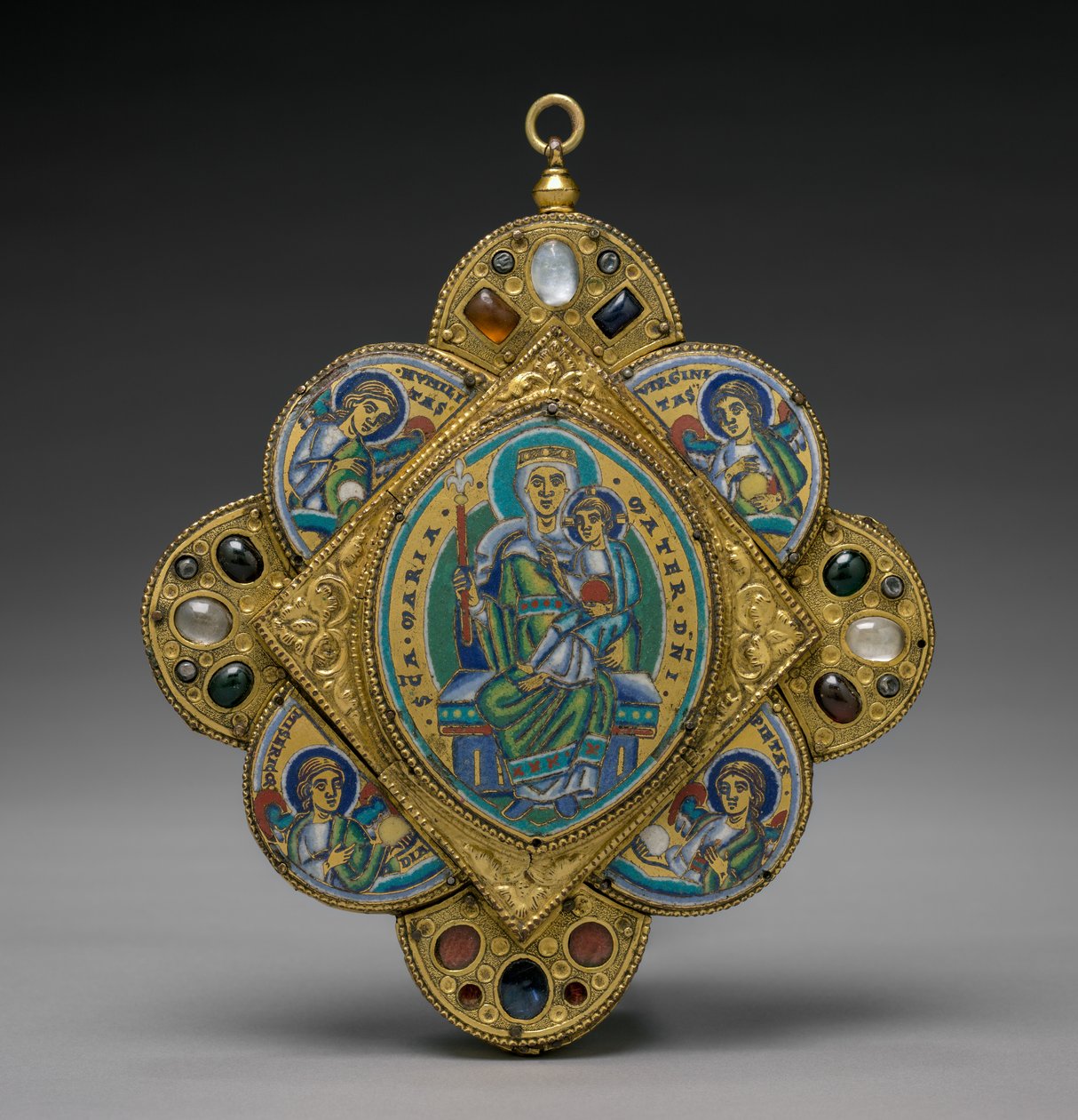 Pendentif avec la Vierge et l
