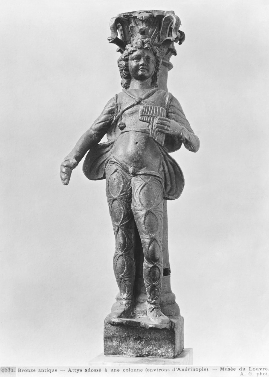 Attis appuyé contre une colonne, période hellénistique (bronze) - Greek