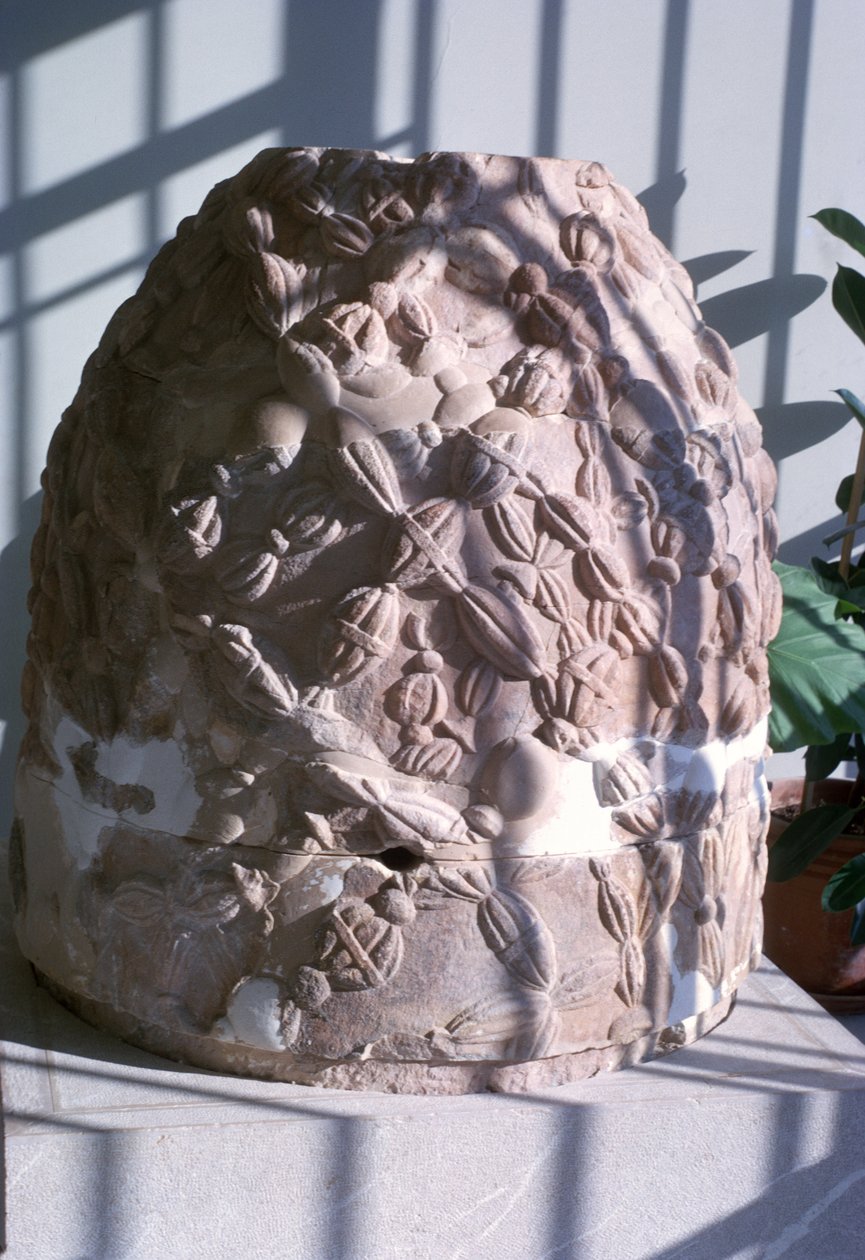 Omphalos - Greek School