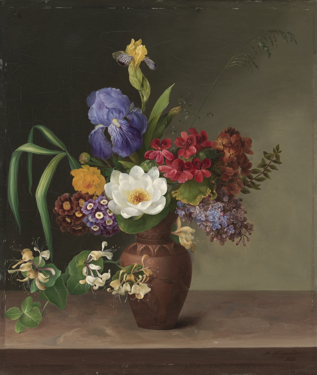 Vase de style grec avec iris, lilas et chèvrefeuille - Hermania Neergaard