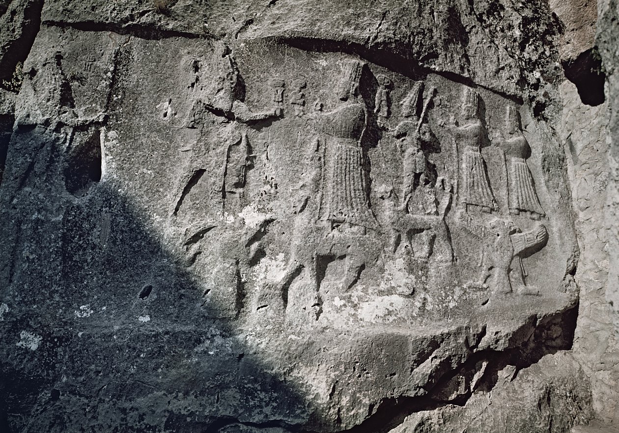 Détail des reliefs de la Chambre A représentant le mariage mystique du dieu de la tempête, Teshub, et de la déesse-mère de la terre, Hepat - Hittite