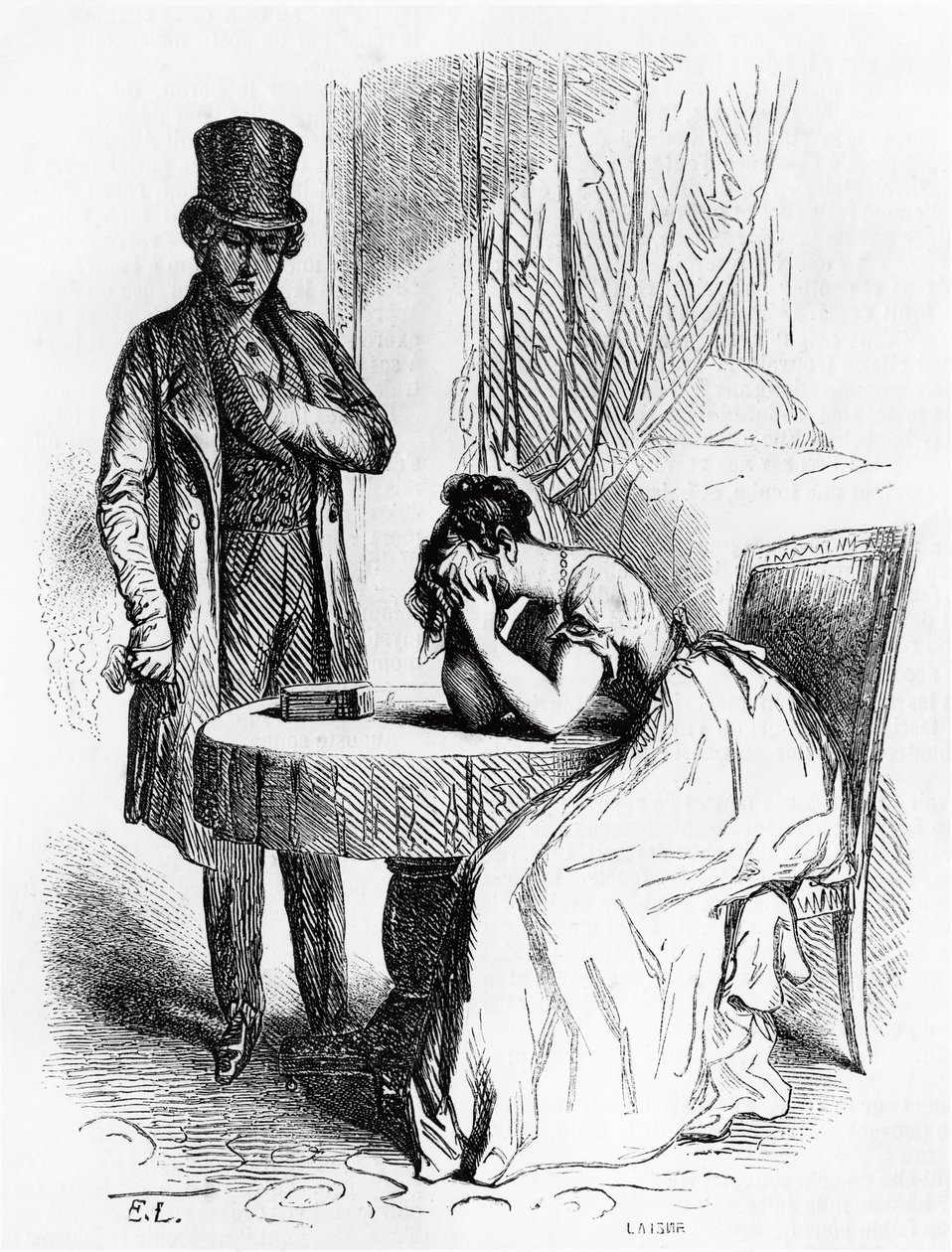 Femme en désespoir sous le regard d