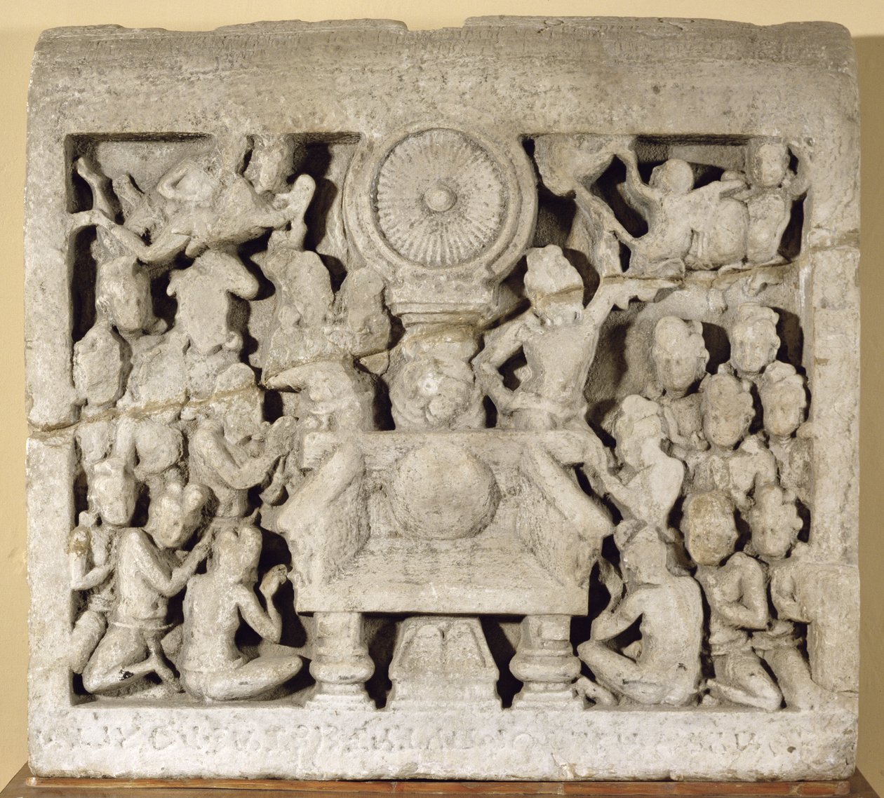 Le culte des symboles bouddhistes, Amaravati - Indian School