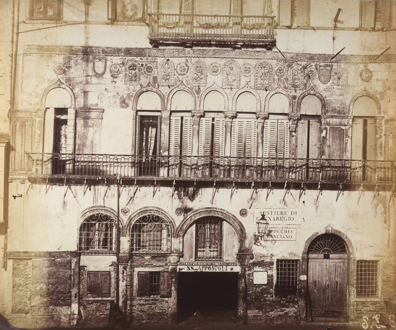 Bâtiment sur le Sestriere di Cannaregio, Venise - Italian Photographer