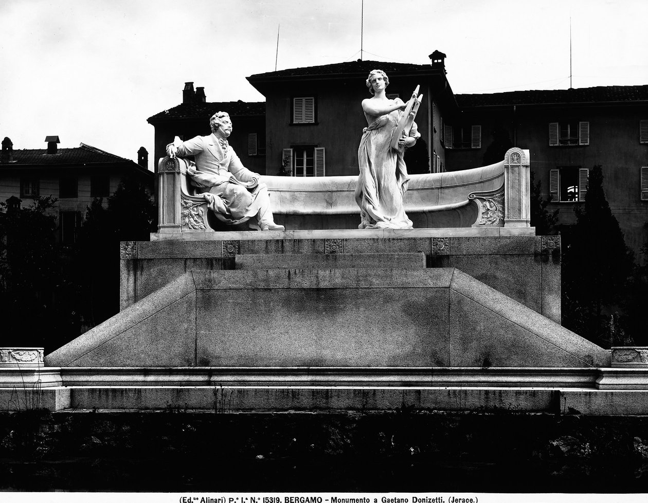Monument à Gaetano Donizetti - Italian School