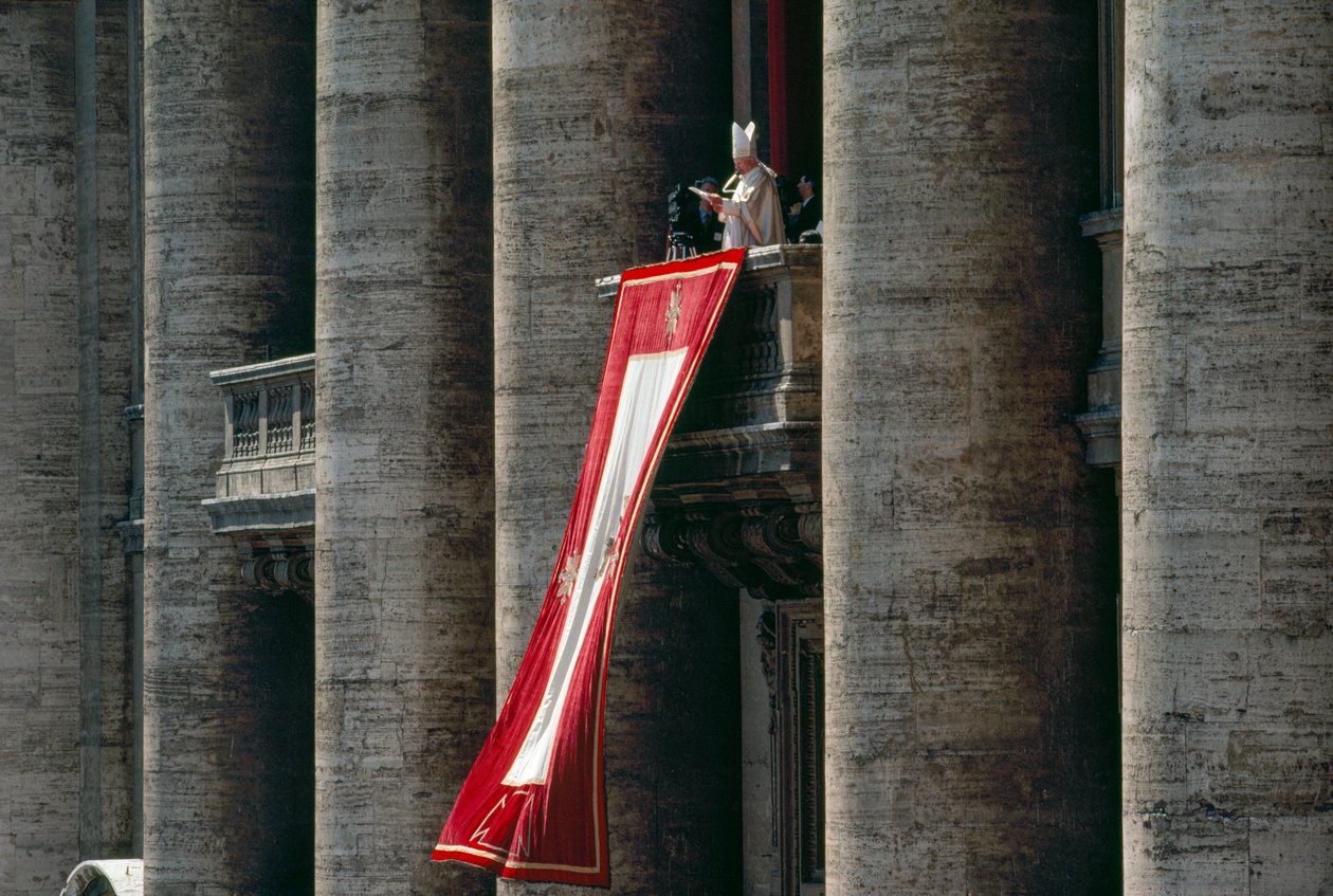 Le pape Jean-Paul II délivre son message de Pâques en 56 langues depuis la loggia centrale - James L Stanfield