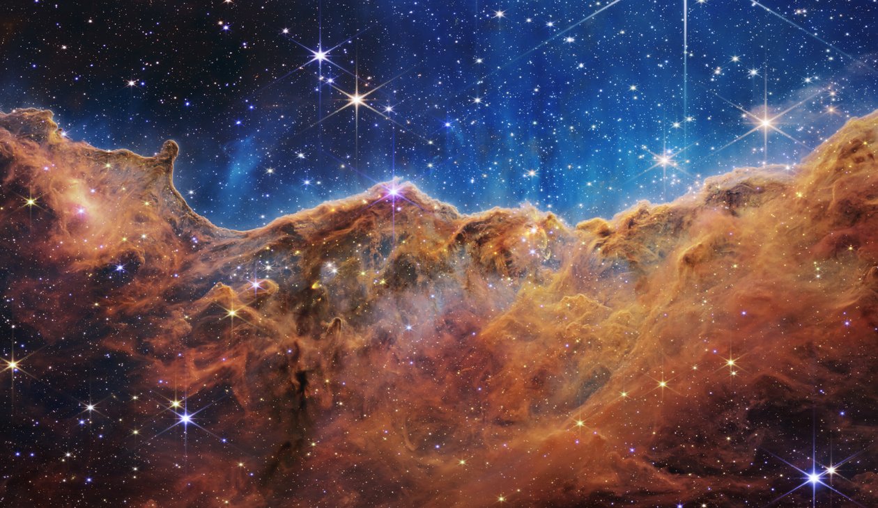 Falaises cosmiques dans la nébuleuse de la Carène (Image NIRCam) - James Webb Space Telescope (NASA)