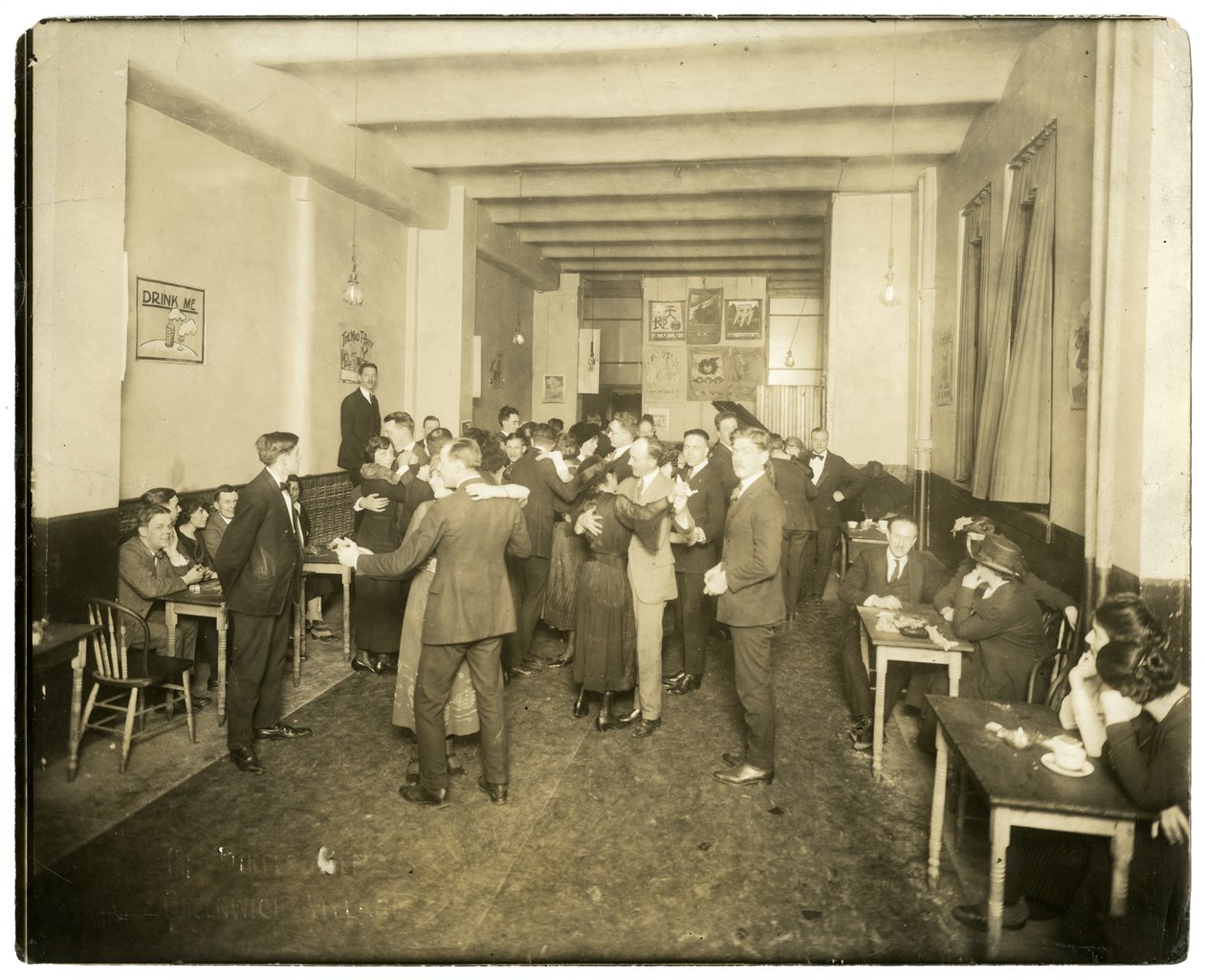 Danse au Purple Pup de Charley Reed, Greenwich Village, c.1905-18 - Jessie Tarbox Beals