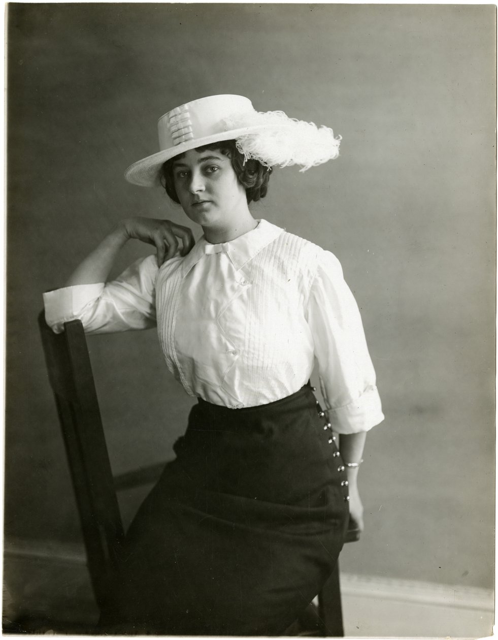 Blouse en soie blanche, McCreery