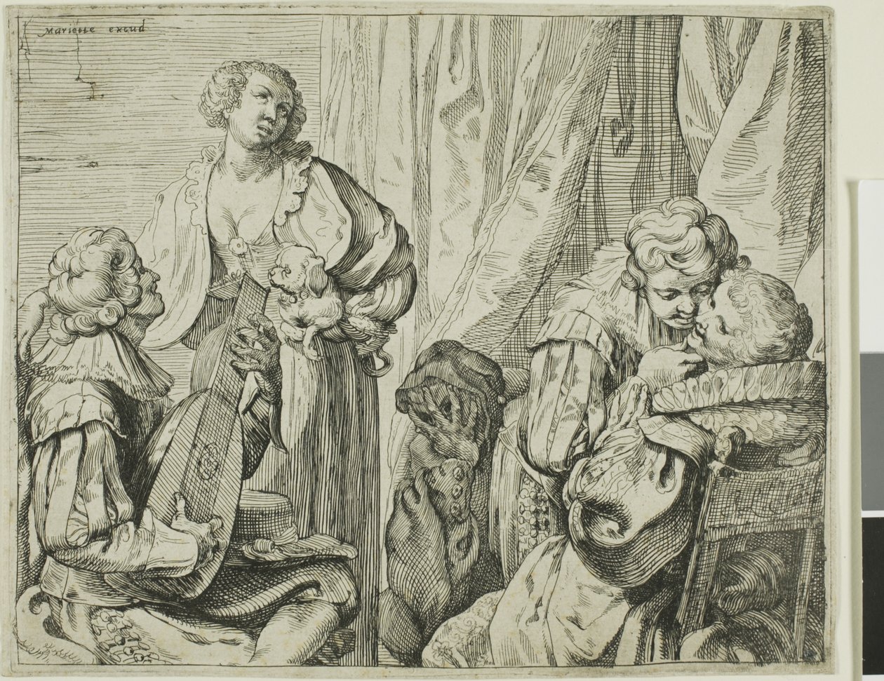 Intérieur avec deux couples d