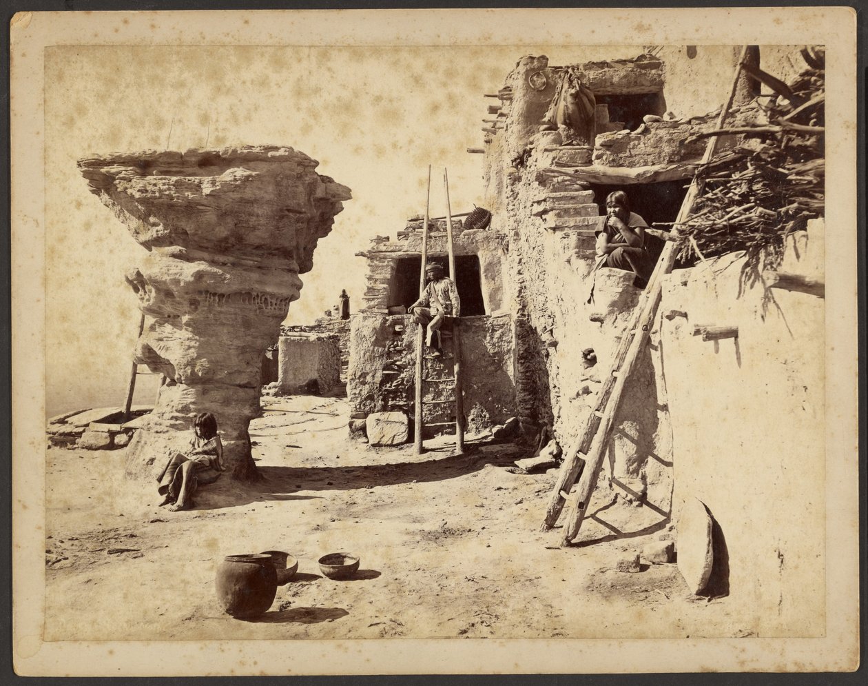 Rocher de la danse au pueblo de Walpi, Arizona - John K. Hillers