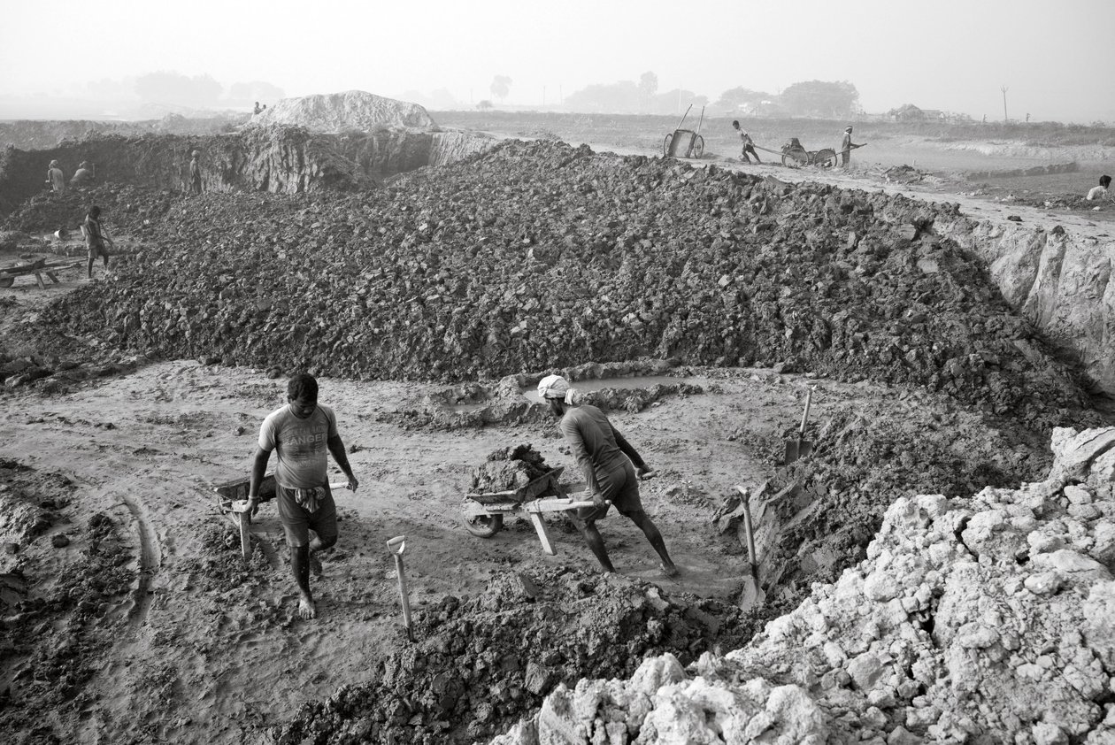Usines de briques à Kolkata, Inde, 2016 (photo) - Jon Nicholson