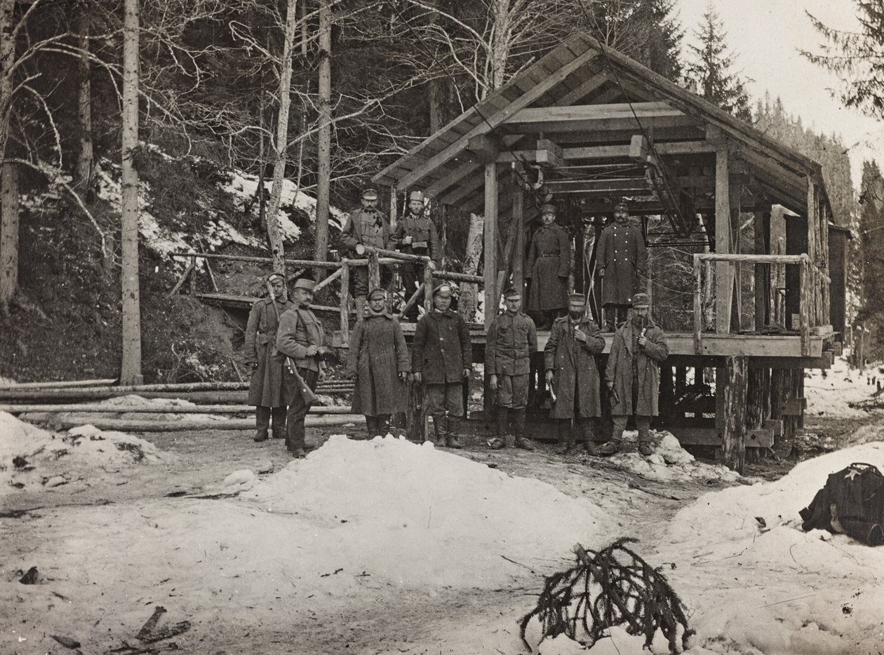 Soldats devant un câble - Josef Zohles