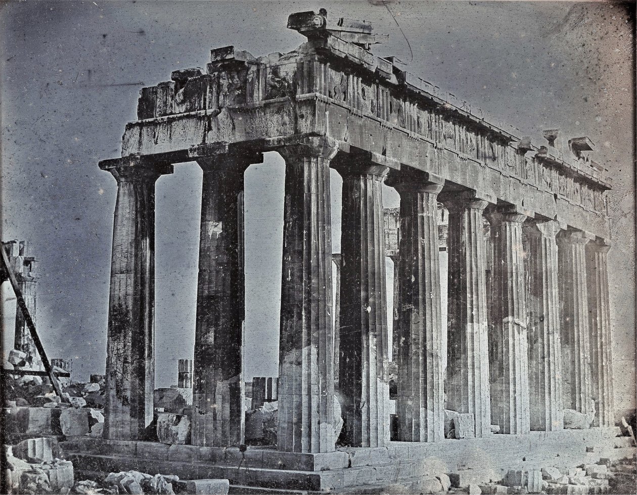 Façade et colonnade nord du Parthénon sur l