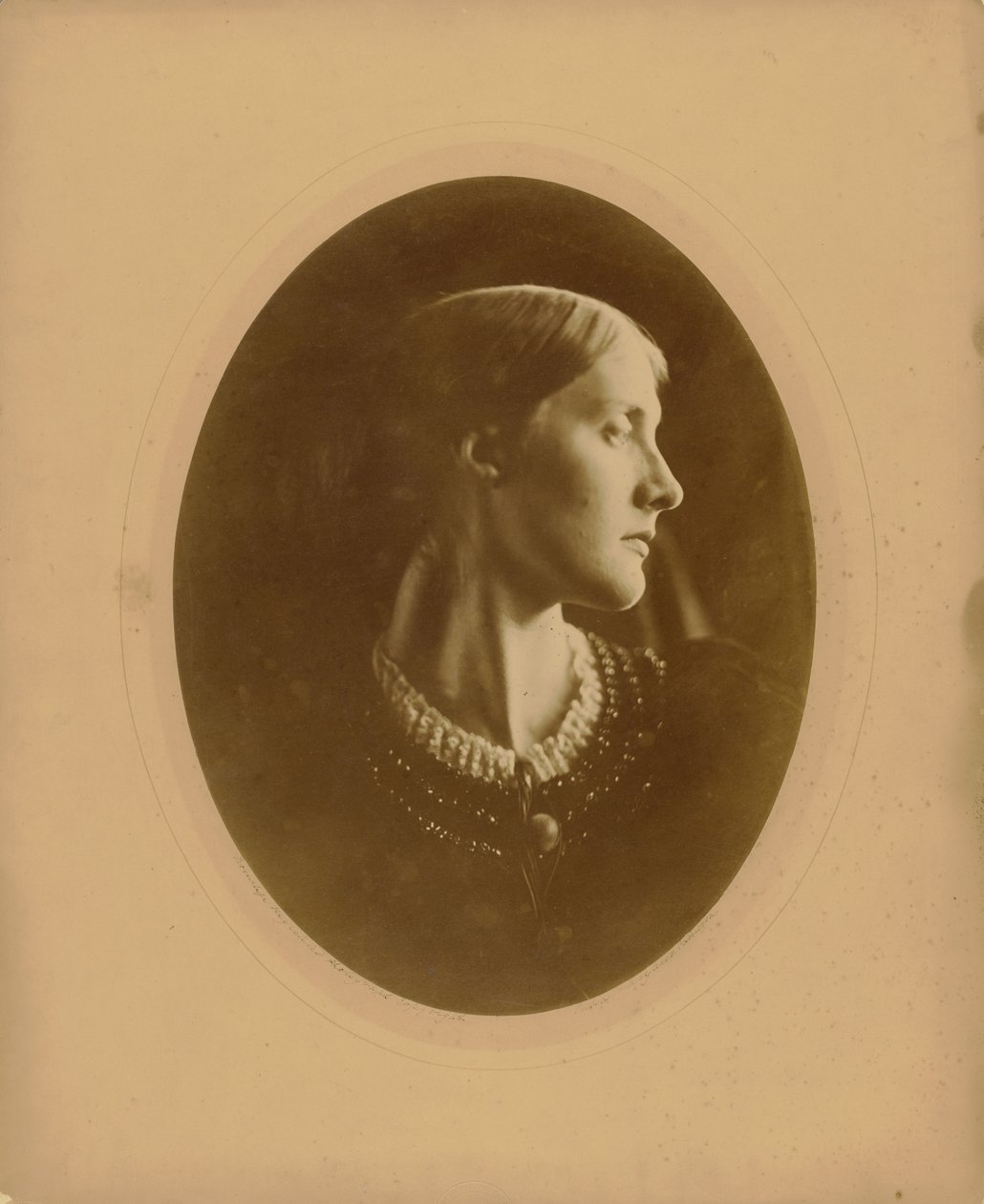 Mme Herbert Duckworth - Julia Margaret Cameron