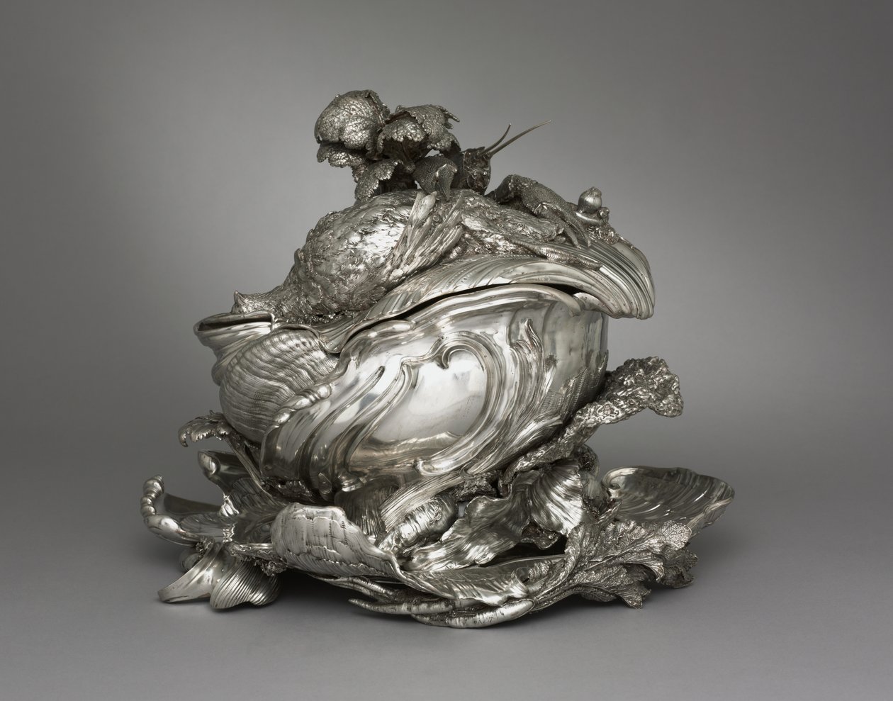 Plat, soupière et couvercle de soupière, fabriqués par Henry Adnet - Juste Aurèle Meissonnier