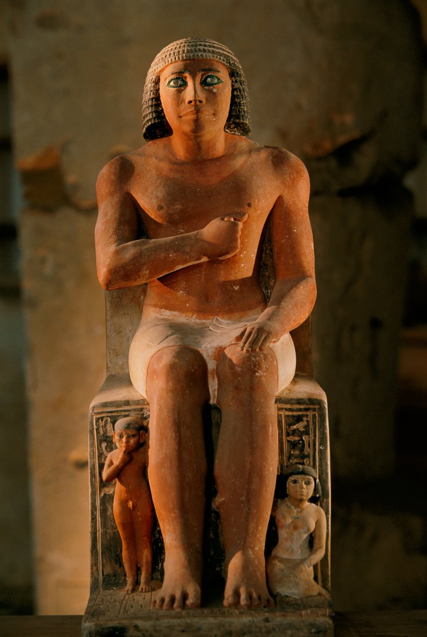 Statue en calcaire peint de Kai avec des yeux en cristal incrustés et ses enfants à cette fête..., 2002 - Kenneth Garrett