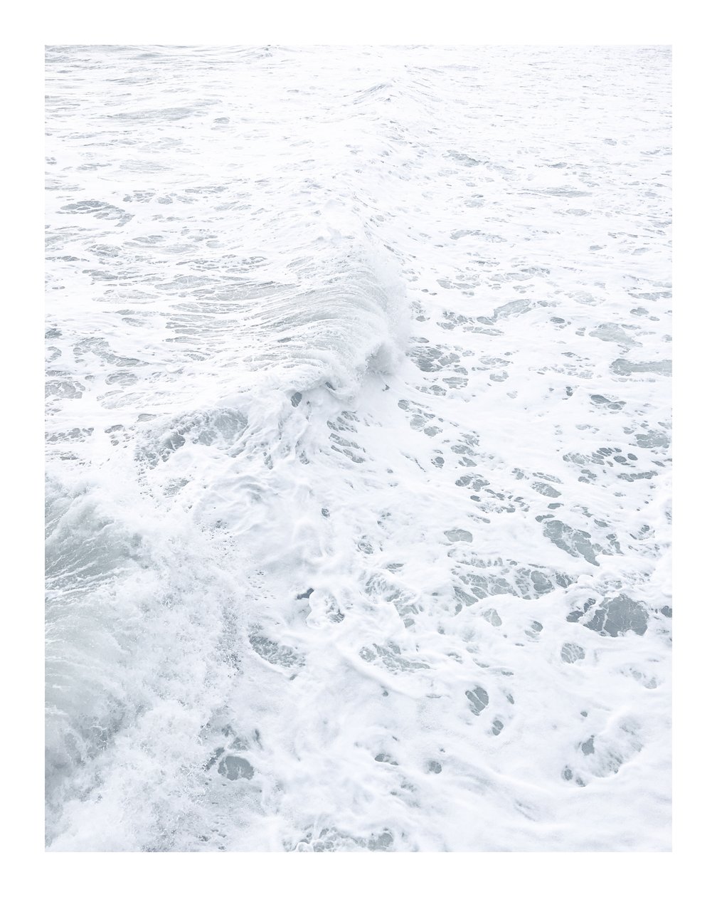 Vagues blanches, vers 2018 - Leah Straatsma
