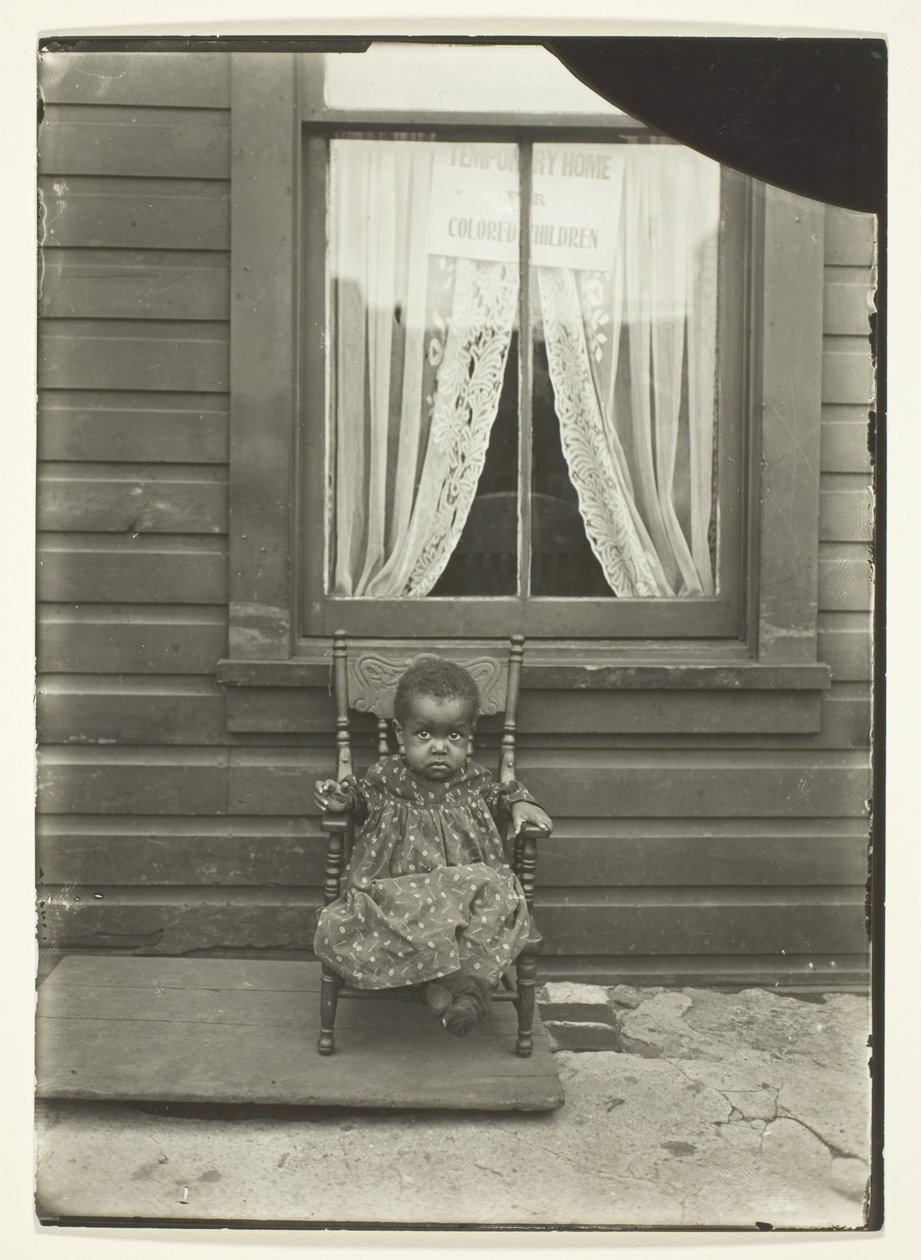 A domicile, Pittsburgh - Lewis Wickes Hine