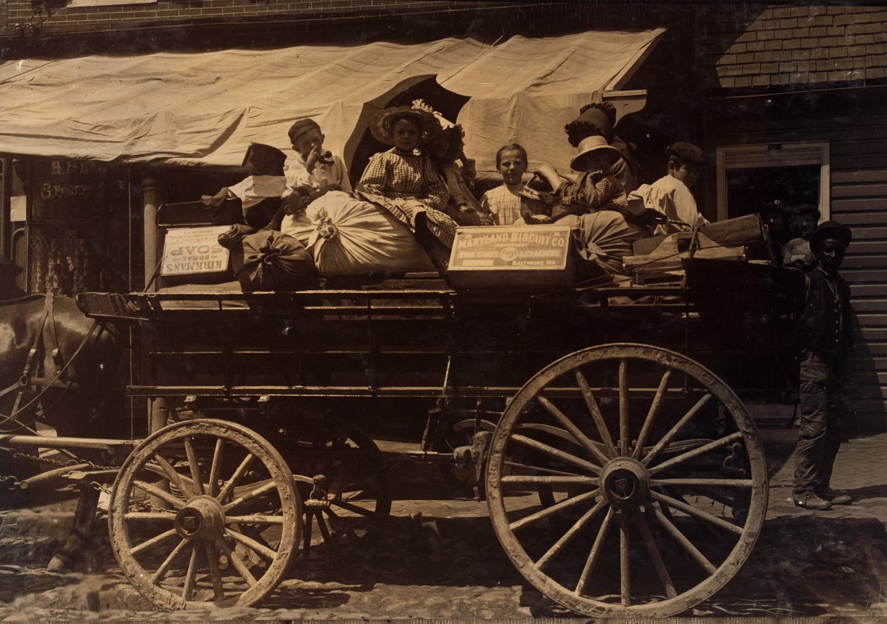 Enfants travaillant dans un wagon à Fell