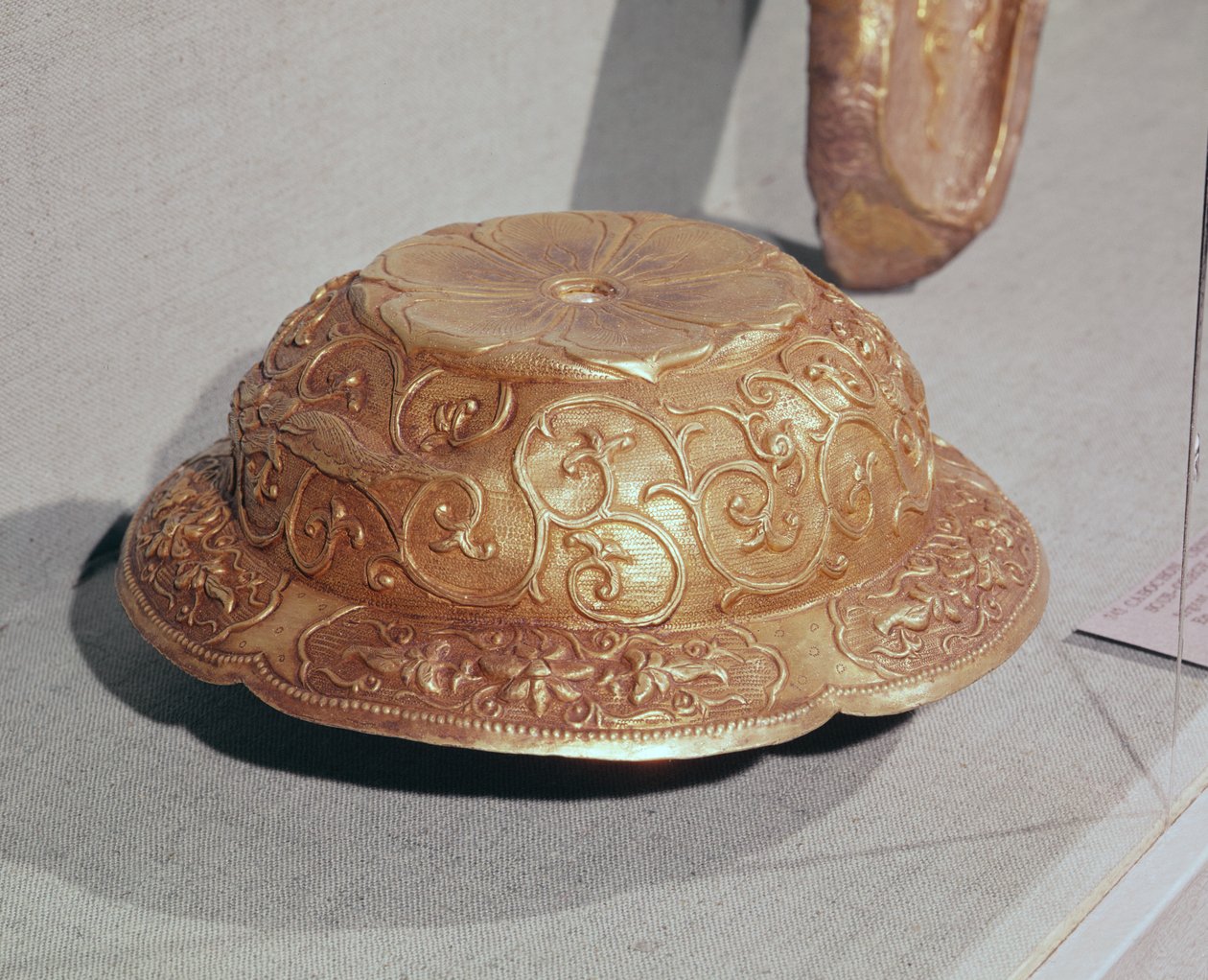 Ornement de harnais de cheval, c.959 apr. J.-C. - Liao Dynasty Chinese School