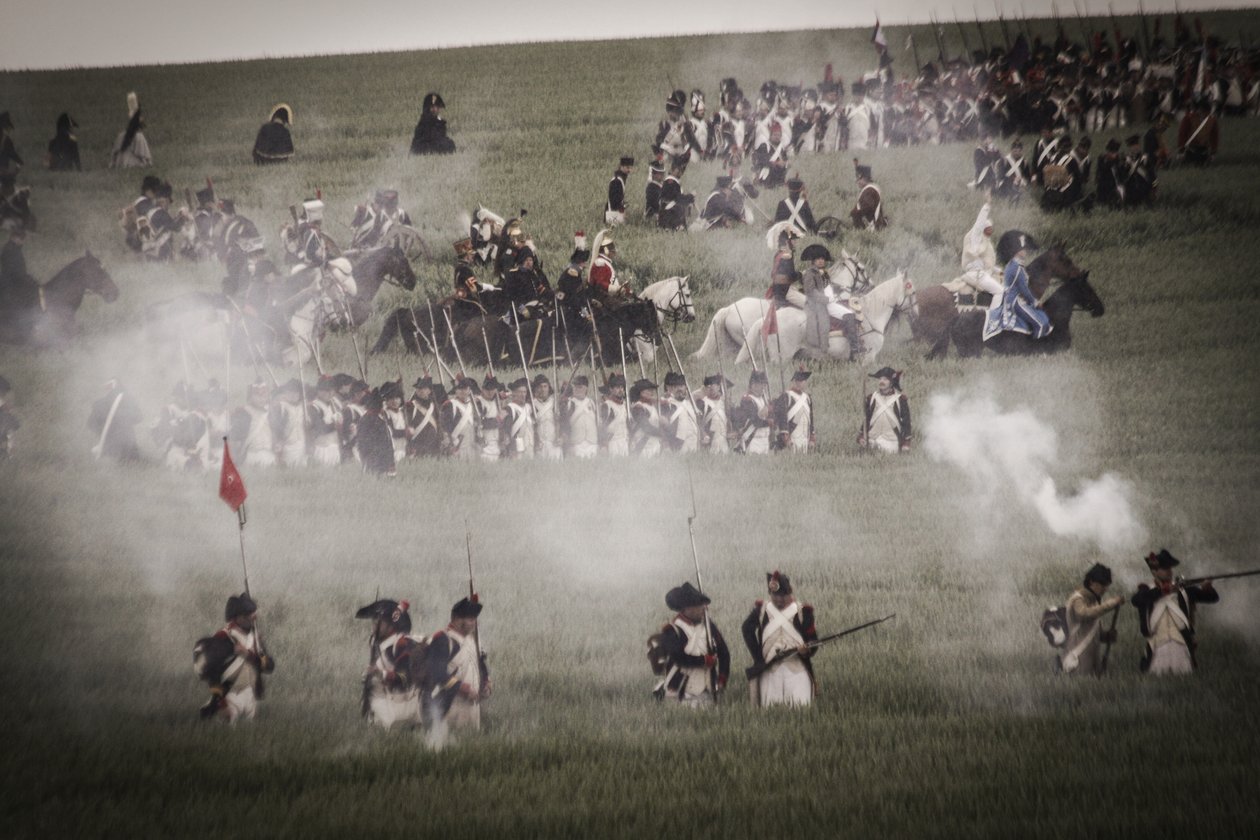 Reconstitution historique : Infanterie, cuirassiers et officiers de l