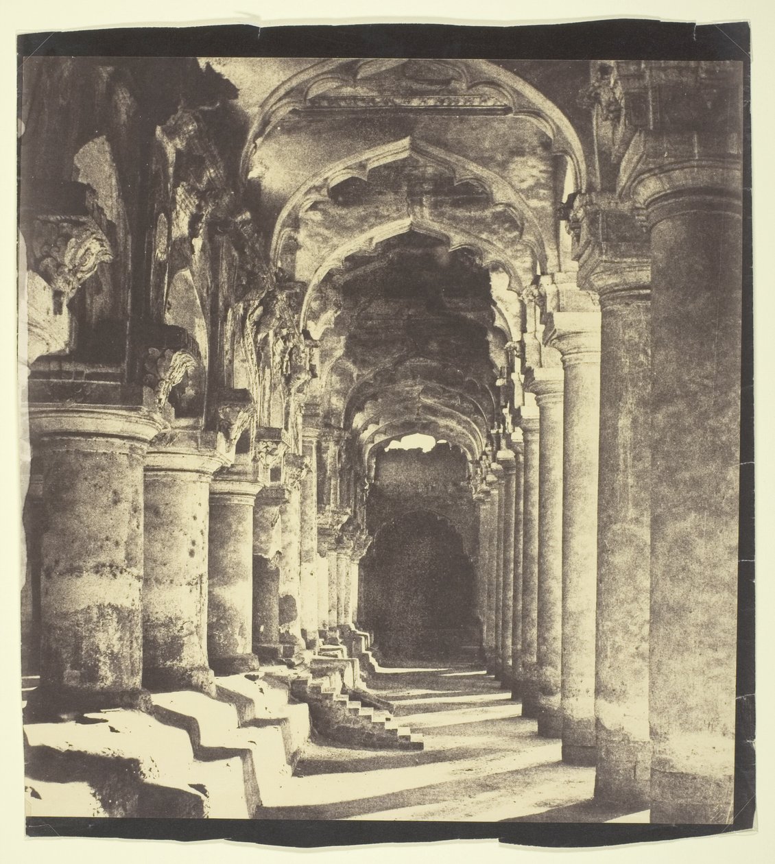 Arcade dans la cour - Linnaeus Tripe
